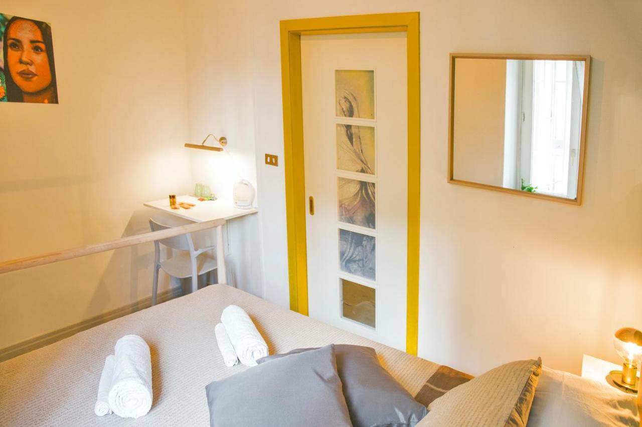 26 Urban Guest House Napels Buitenkant foto