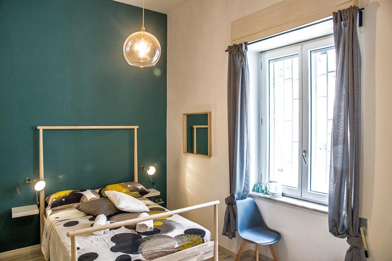 26 Urban Guest House Napels Buitenkant foto